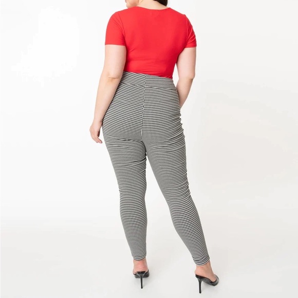 Unique Vintage Rizzo Houndstooth Cigarette Pants, size 3X - Picture 5 of 5